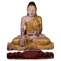 Antike Mandalay-Buddha-Statue aus Holz aus Birma