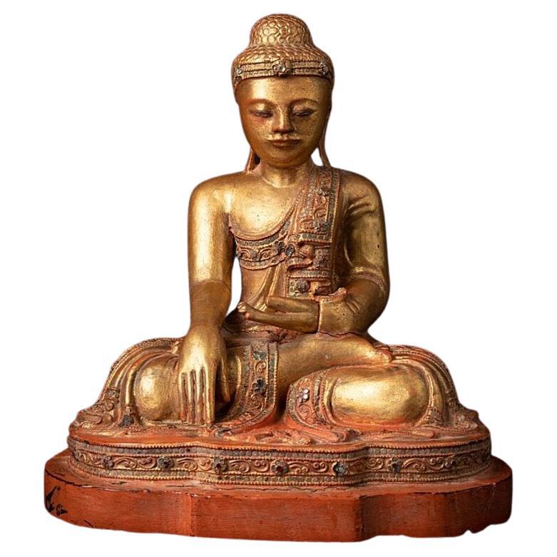 Antike Mandalay-Buddha-Statue aus Holz aus Birma im Angebot