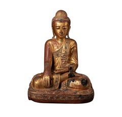 Antike Mandalay-Buddha-Statue aus Holz aus Birma