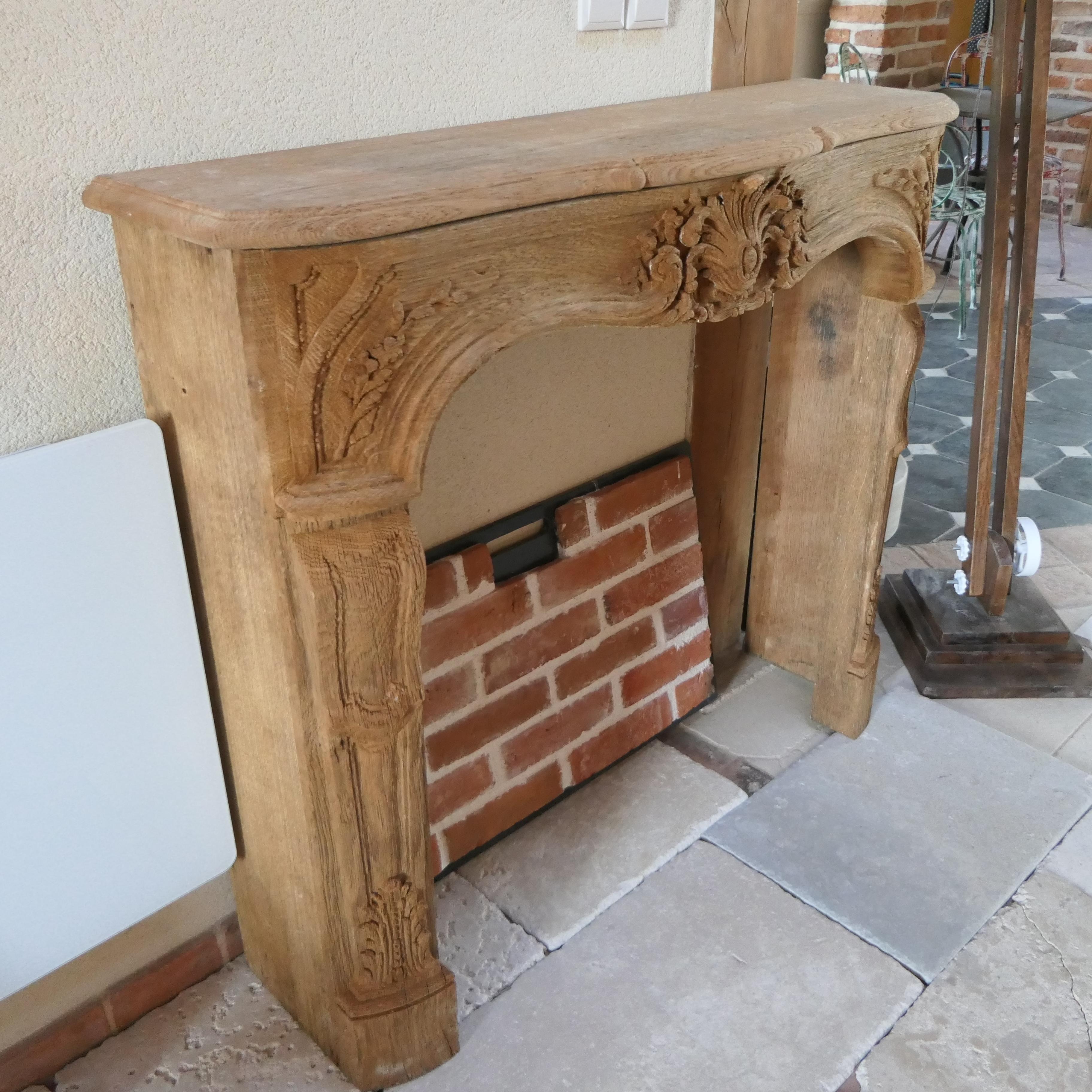 Repisa de madera antigua Luis XV en venta