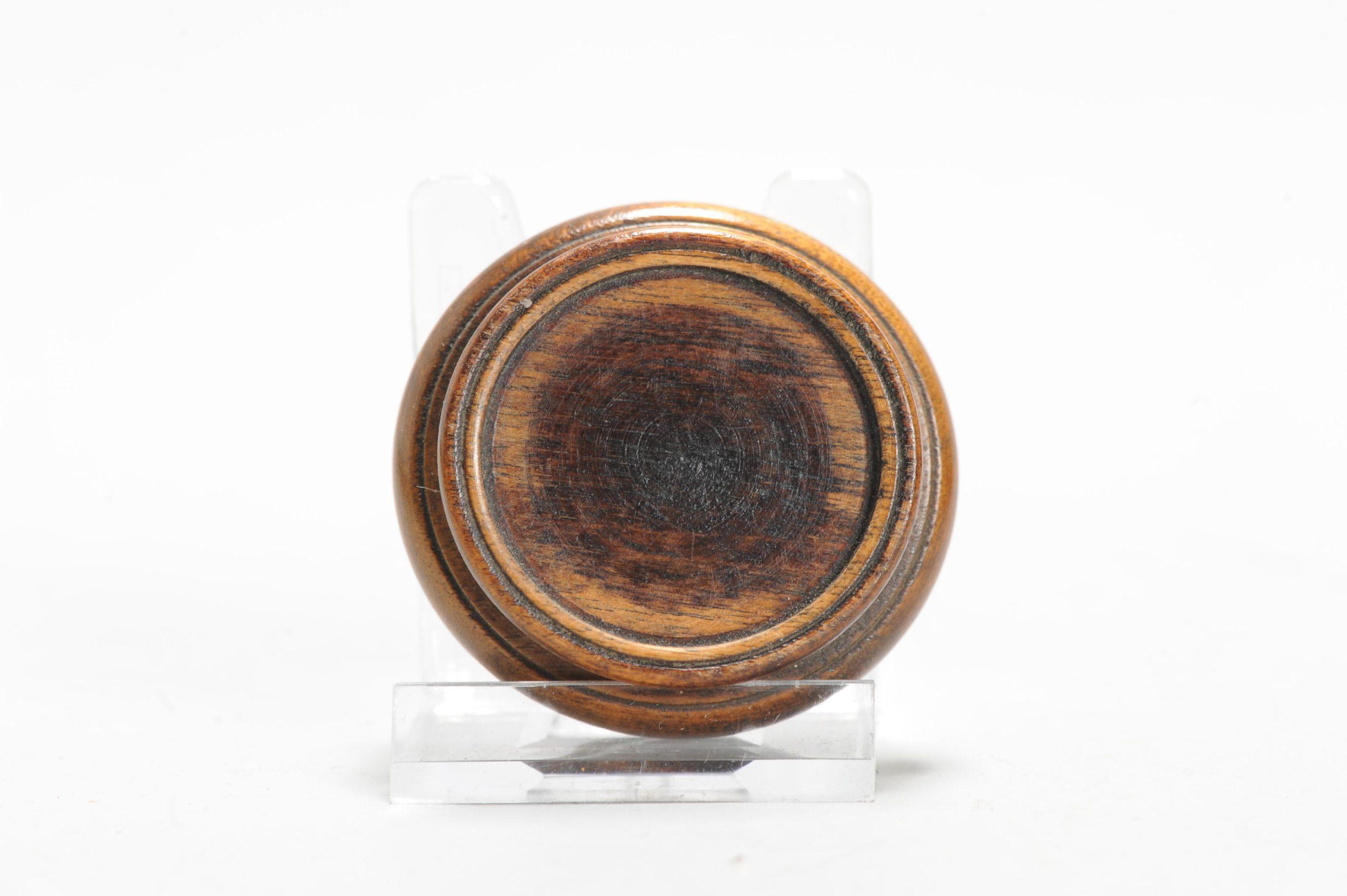 Antiker hölzerner Miniature Stand für chinesisches oder japanisches Porzellan, 19. (19. Jahrhundert) im Angebot