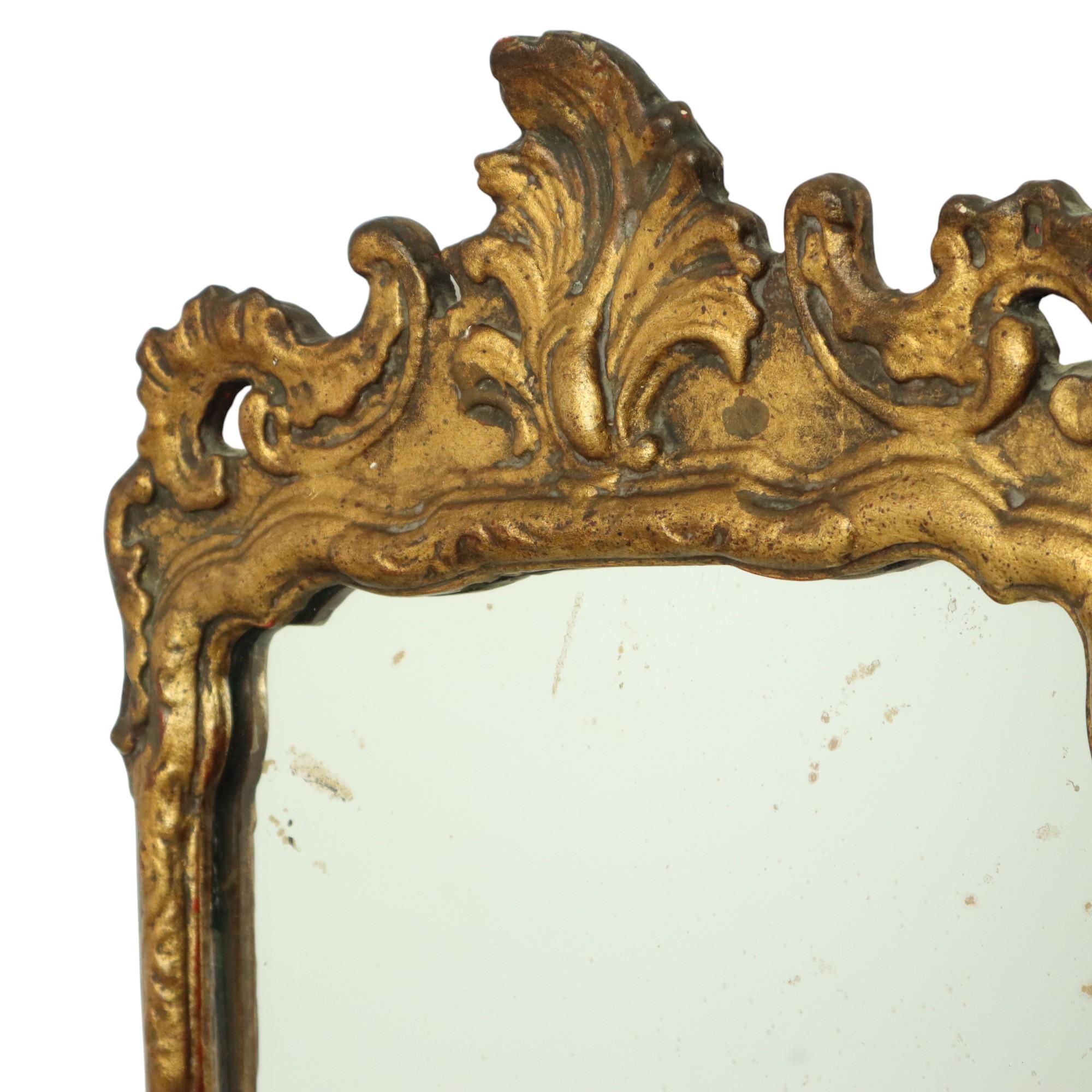 Antique Wooden Mirror Blattgold 19. Jahrhundert Barock Stil 61cm (Louis XV.) im Angebot