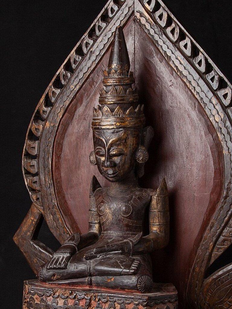 Estatua antigua de madera de Buda Mon de Birmania en venta 5