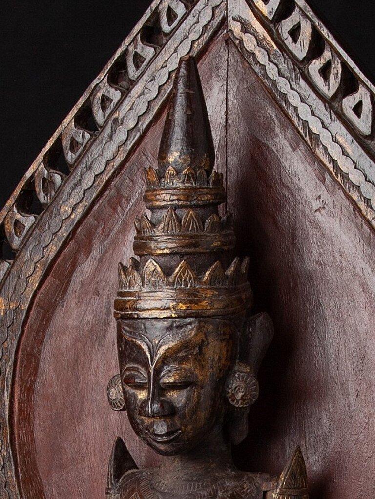Estatua antigua de madera de Buda Mon de Birmania en venta 6