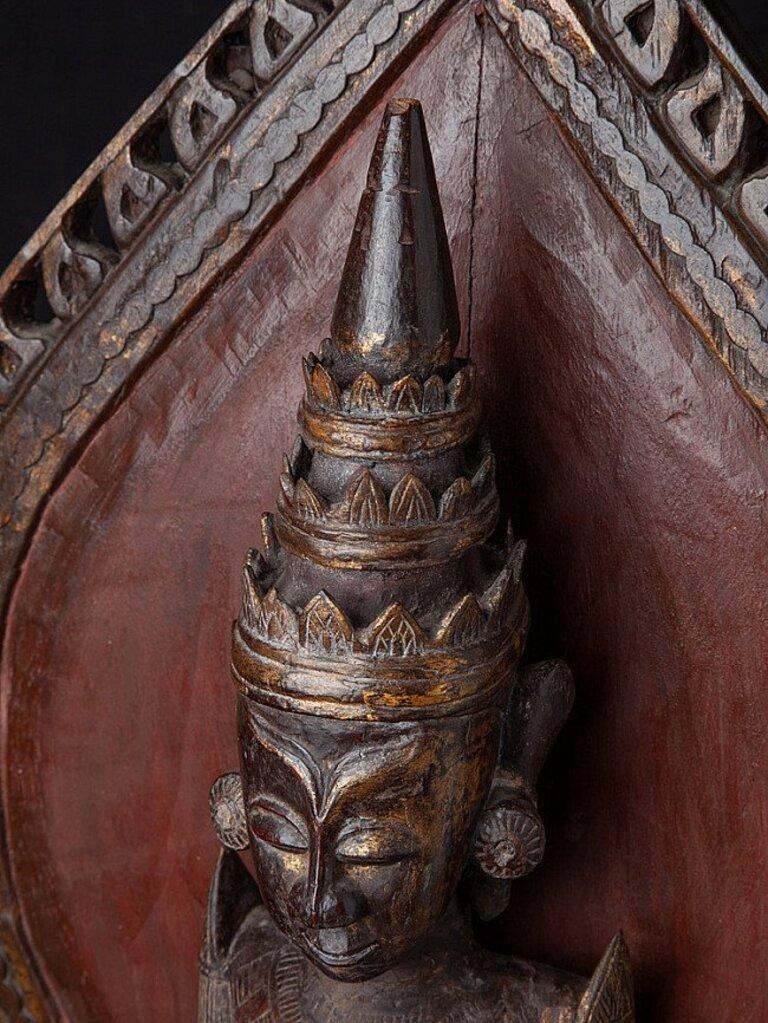 Estatua antigua de madera de Buda Mon de Birmania en venta 8