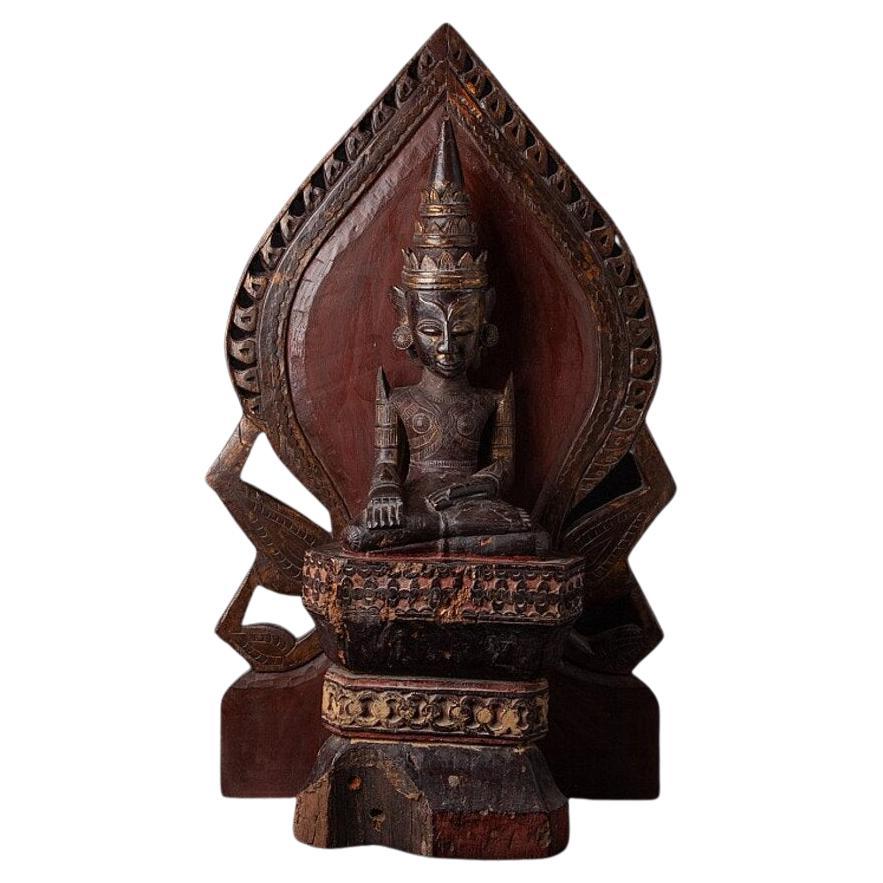 Antike Mon-Buddha-Statue aus Holz aus Birma
