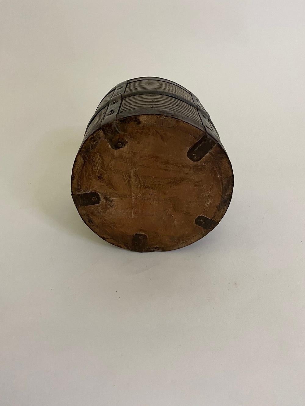 English Antique Wooden Planter/Coaster with Brass & Sheet Iron Trim from England. For Sale