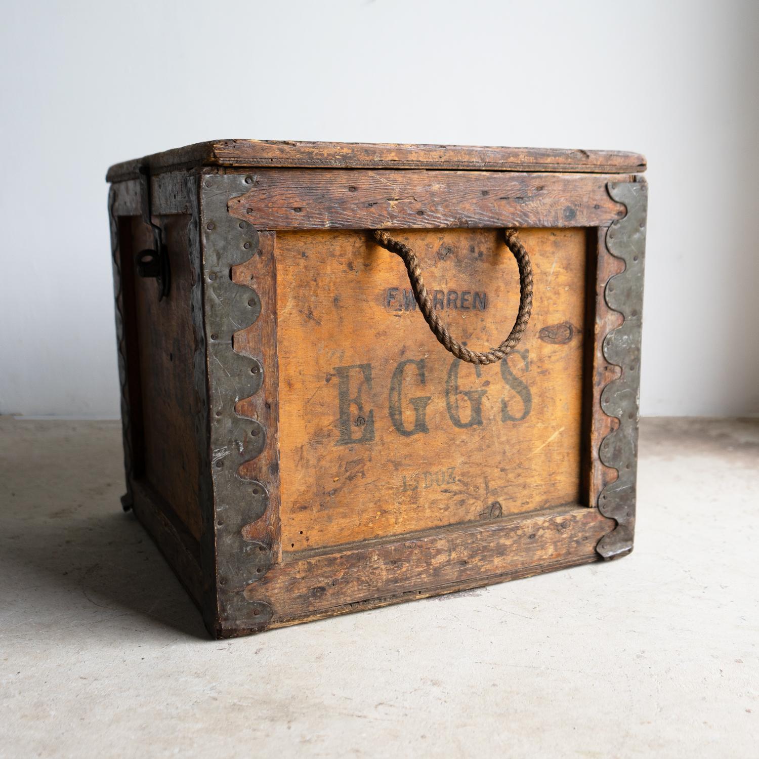 Caja de madera antigua para huevos de ferrocarril, The Dairy Outfit Co. Principios del siglo XX 2