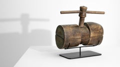 Antike Schraubenpresse aus Holz