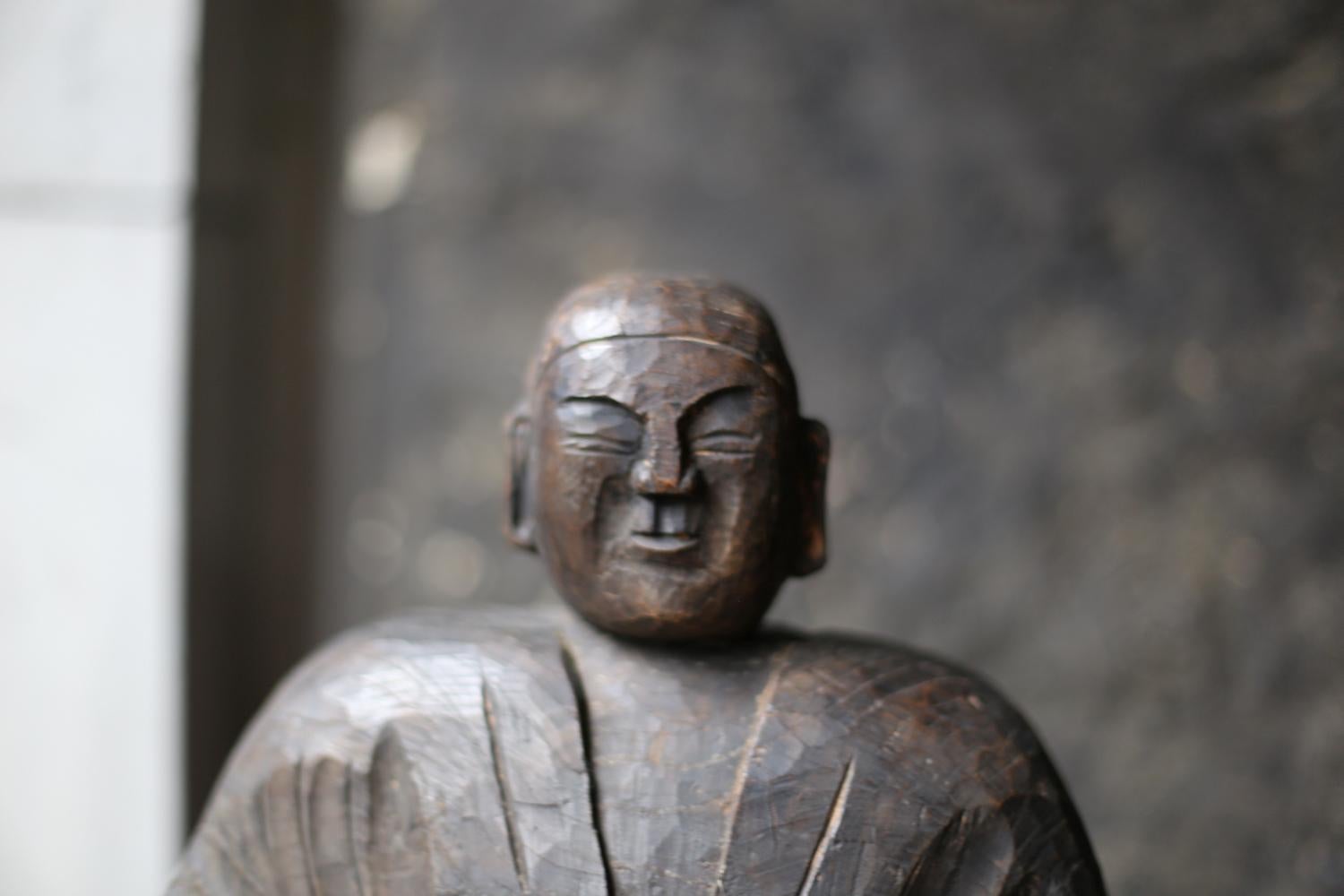 Antike Holzskulptur „Kobo Daishi“ / Buddha-Statuen / Edo-Meiji-Periode im Angebot 4