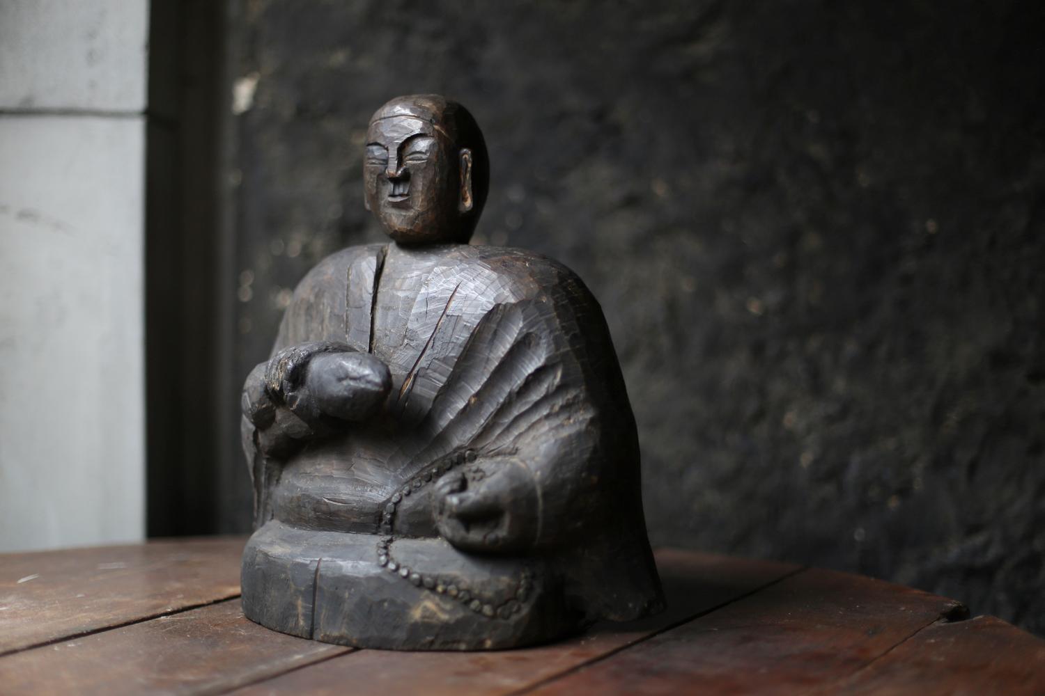 Antike Holzskulptur „Kobo Daishi“ / Buddha-Statuen / Edo-Meiji-Periode (Japanisch) im Angebot