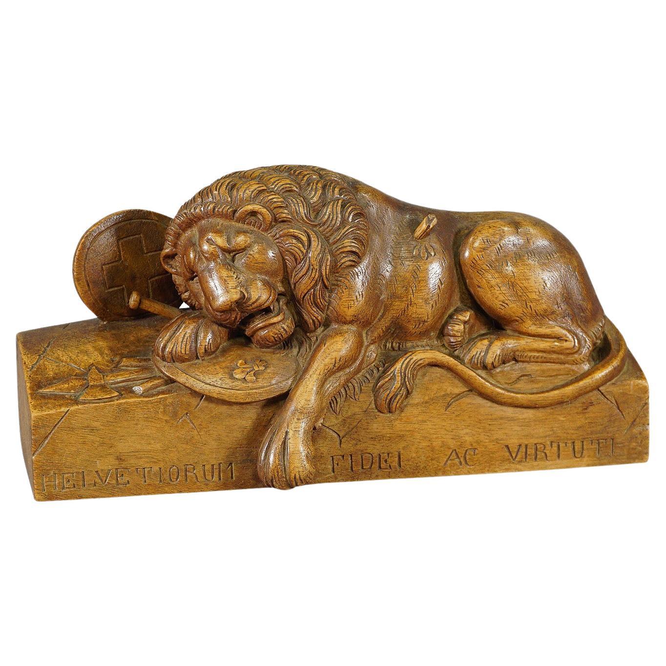 Antique Wooden Sculpture of the Lion of Lucerne, Brienz ca. 1900