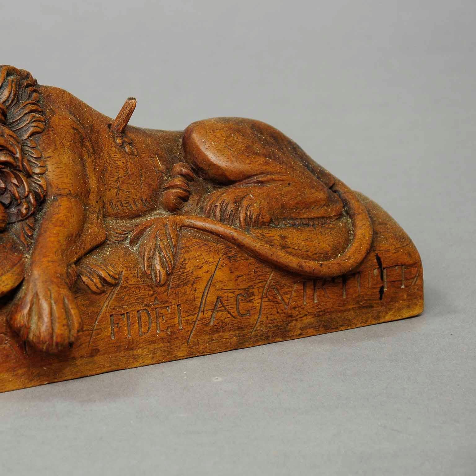 lion sculpture lucerne
