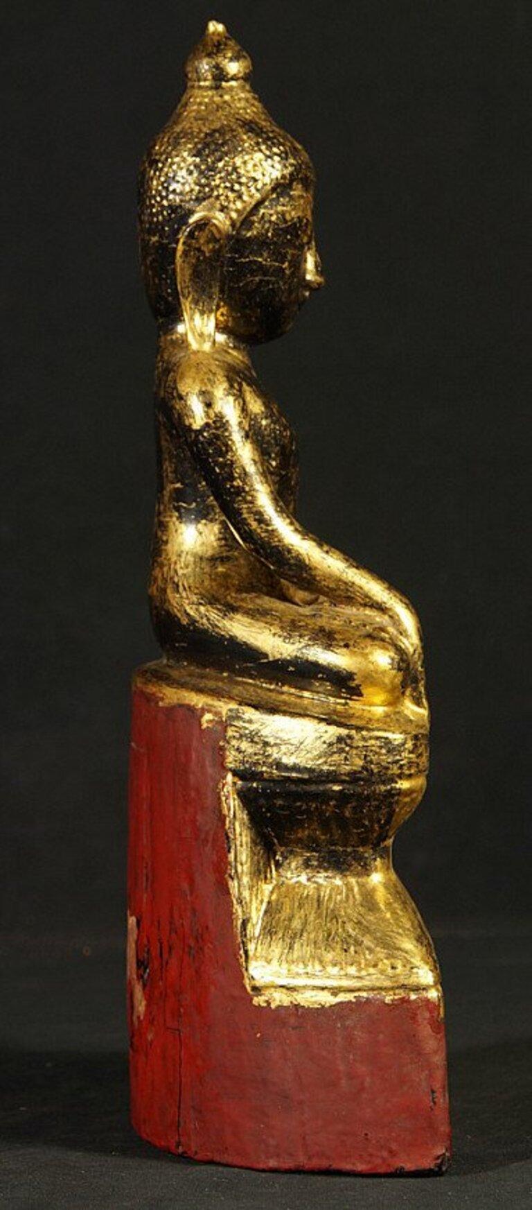 Bois Statue ancienne de Bouddha Shan en bois de Birmanie en vente