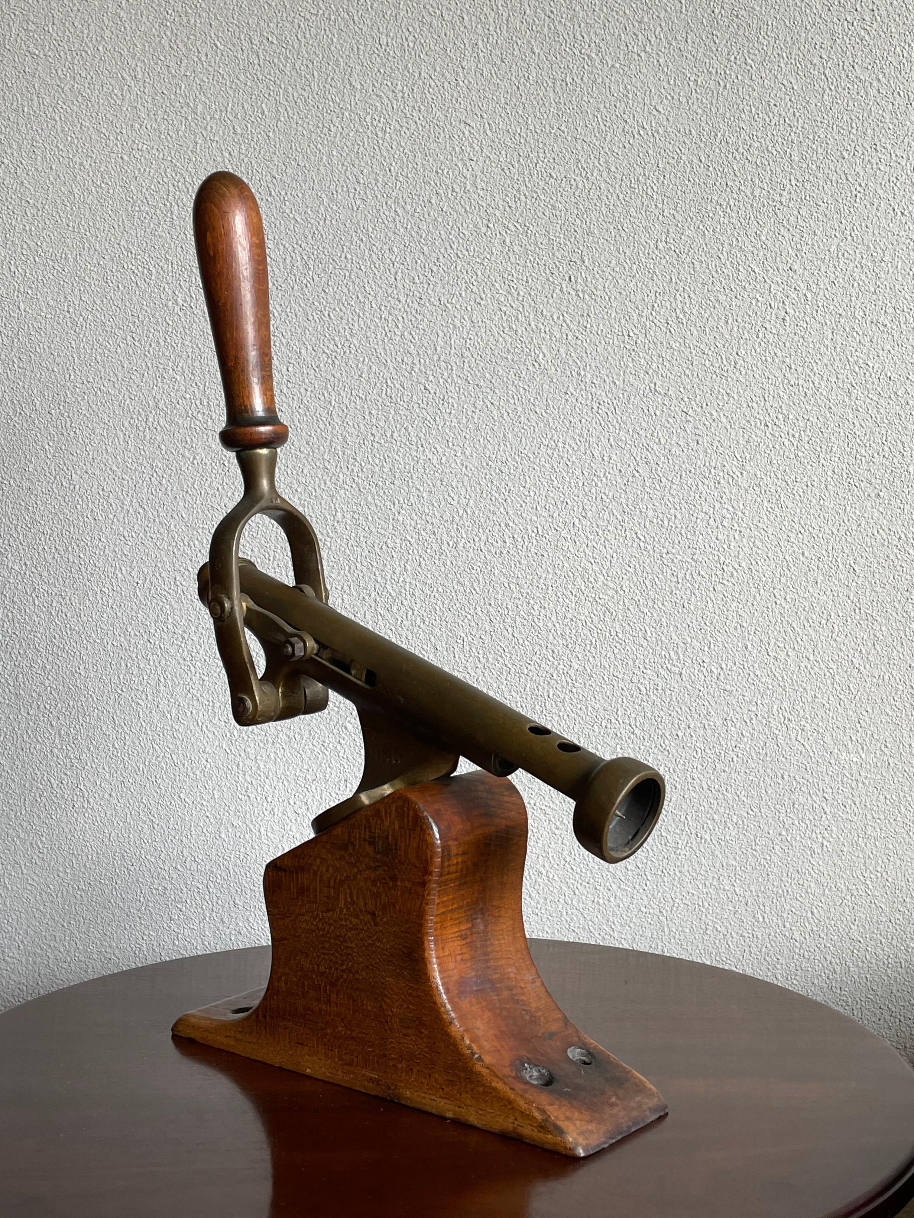 Antique Wooden & Solid Brass Bar Corkscrew for Wine Collectors, Marked The King 7