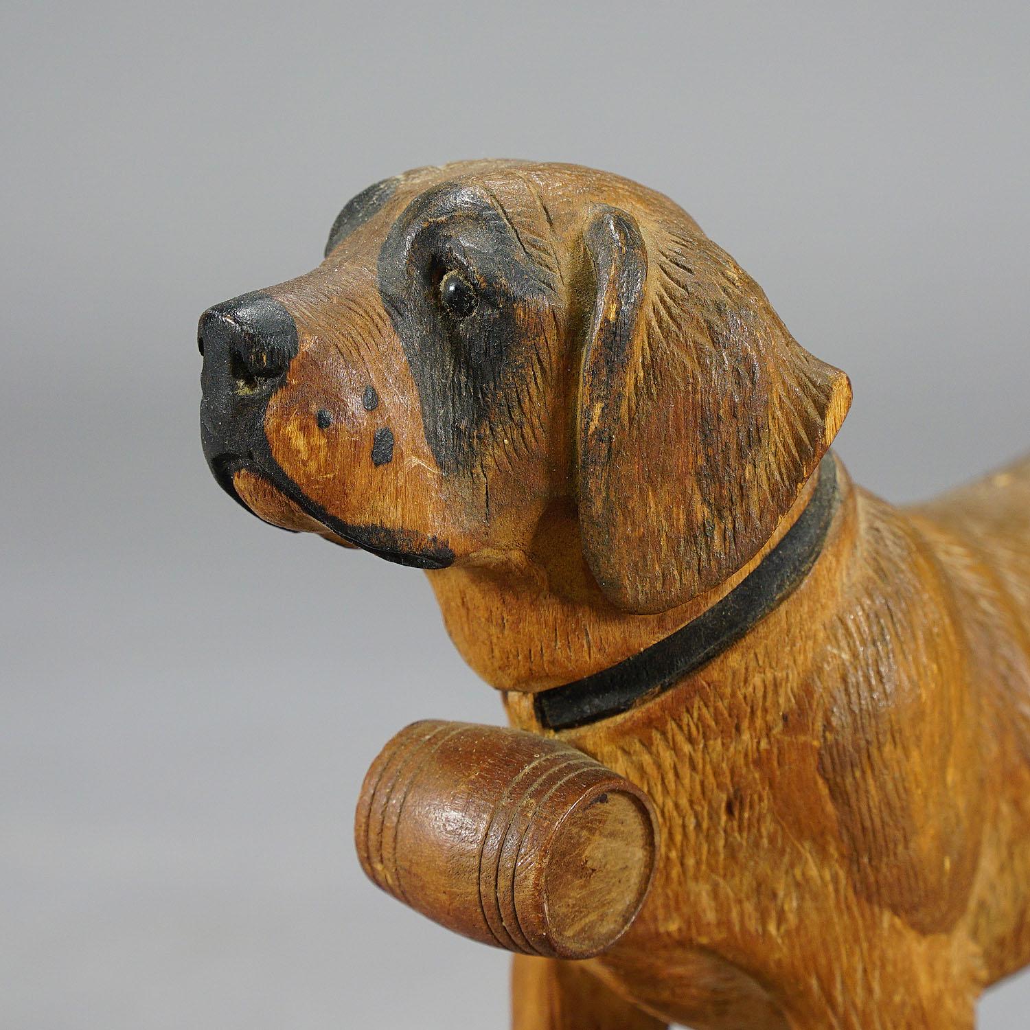 Black Forest Antique wooden St. Bernhard dog carving, Brienz, ca. 1930
