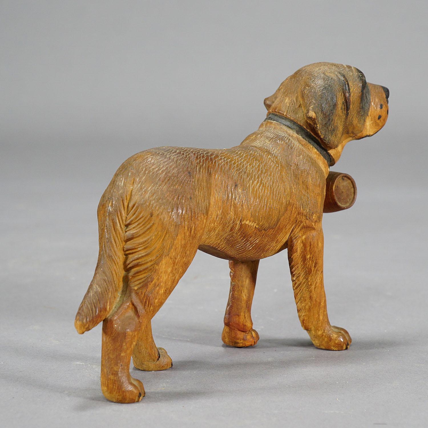 Antique wooden St. Bernhard dog carving, Brienz, ca. 1930 In Good Condition In Berghuelen, DE