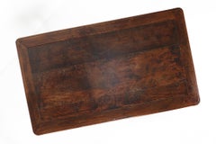 Antiker Holztisch aus dem Jahr 1850