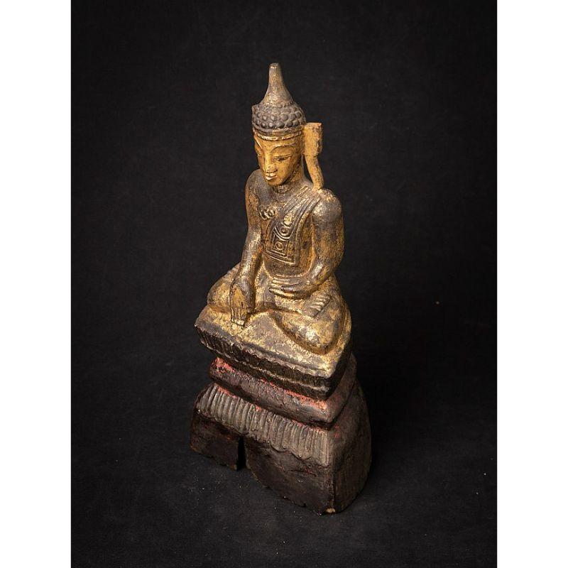 Antique Wooden Tai Lue Buddha from Burma For Sale 8