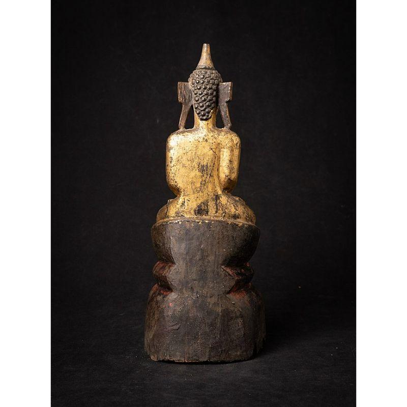 Antique Wooden Tai Lue Buddha from Burma In Good Condition For Sale In DEVENTER, NL