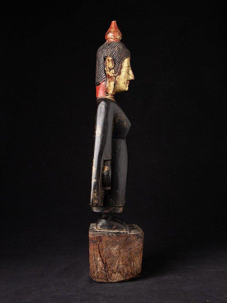 XIXe siècle Ancienne statue de Bouddha en bois Tai Lue du Laos en vente