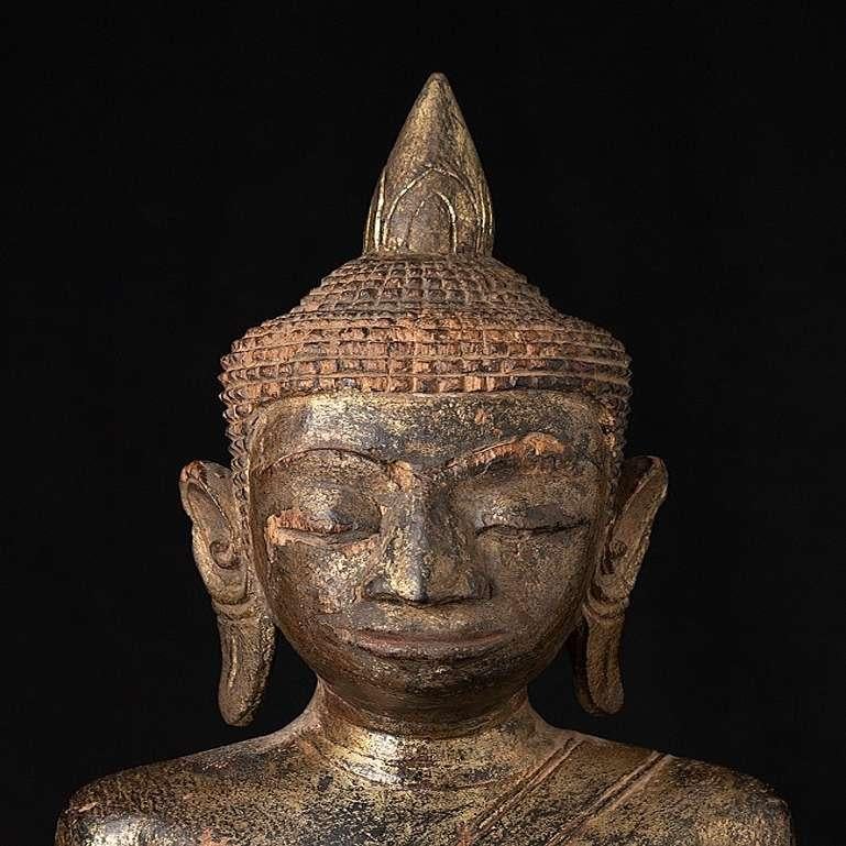 Antique Wooden Thai Ayutthaya Buddha Statue from Thailand 6