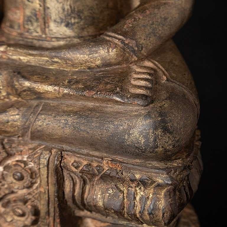 Antique Wooden Thai Ayutthaya Buddha Statue from Thailand 15