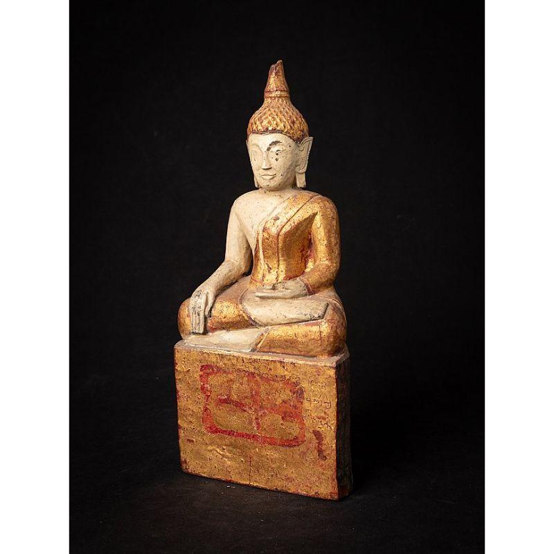 Material: wood
31 cm high 
13,4 cm wide and 8,2 cm deep
Weight: 0.915 kgs
Gilded with 24 krt. gold
Bhumisparsha mudra
Originating from Thailand
Early 19th century


