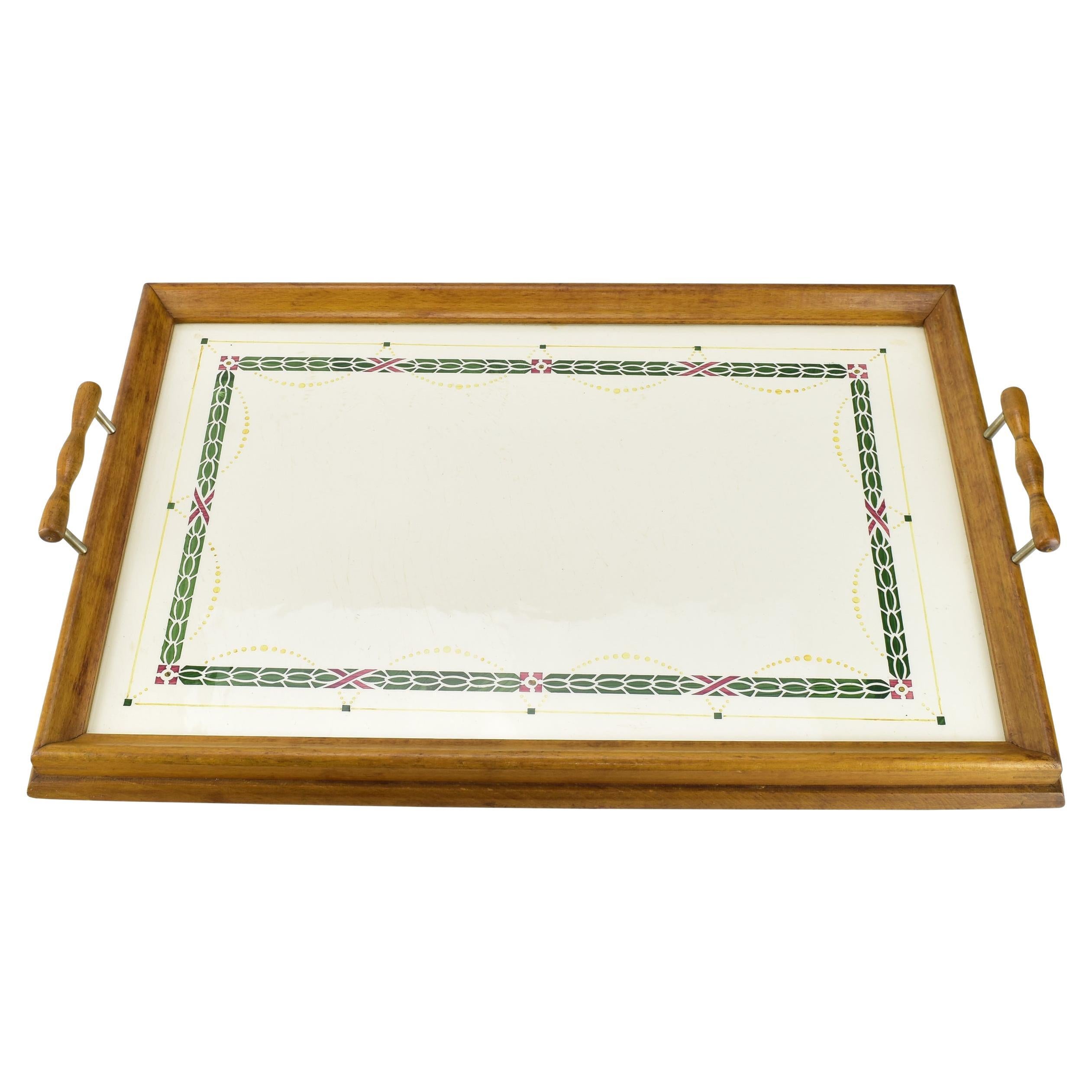 Bandeja antigua de madera con incrustaciones de azulejos de cerámica pintados a mano y asas en venta