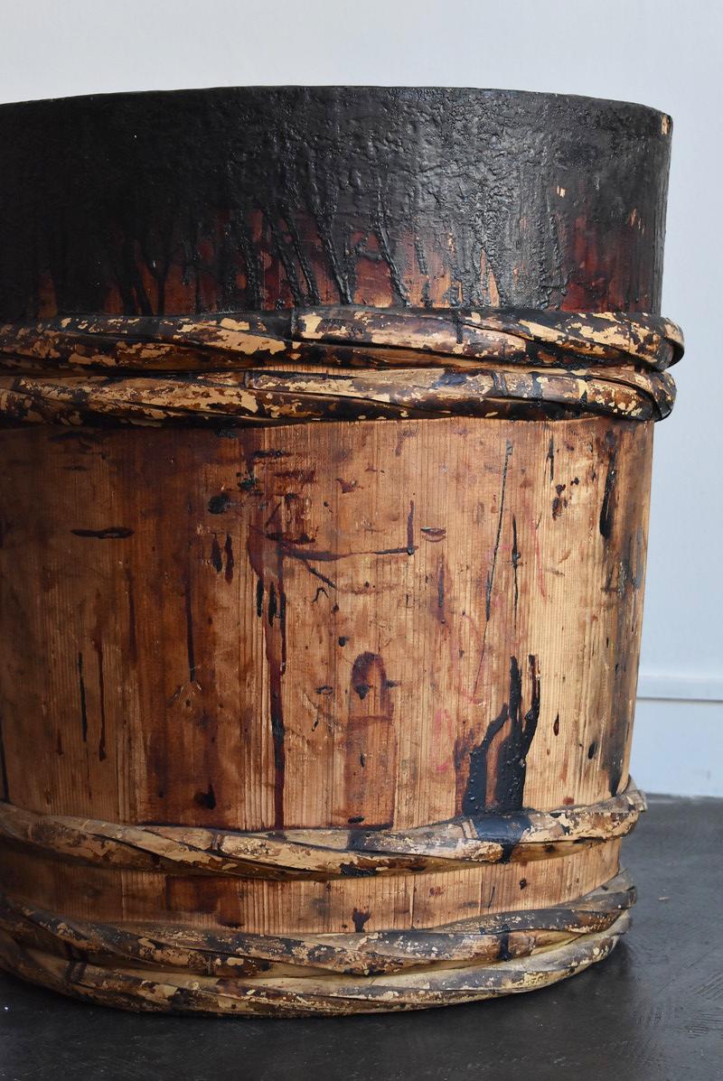 Antique Wooden Tub Used by Japanese Lacquer Craftsmen / Planter /Flowerpot 1