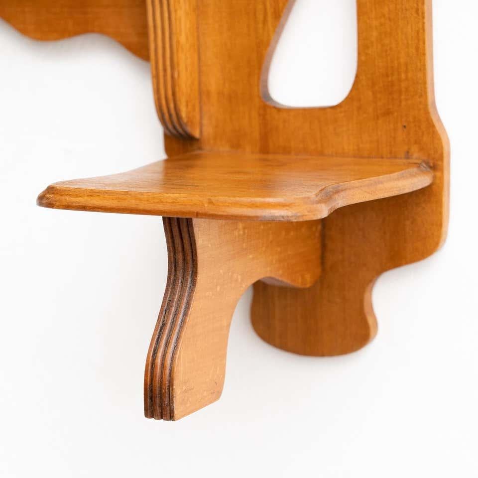Antiker Holz-Wandschrank-Regalschrank im modernistischen Stil, um 1940 im Angebot 5