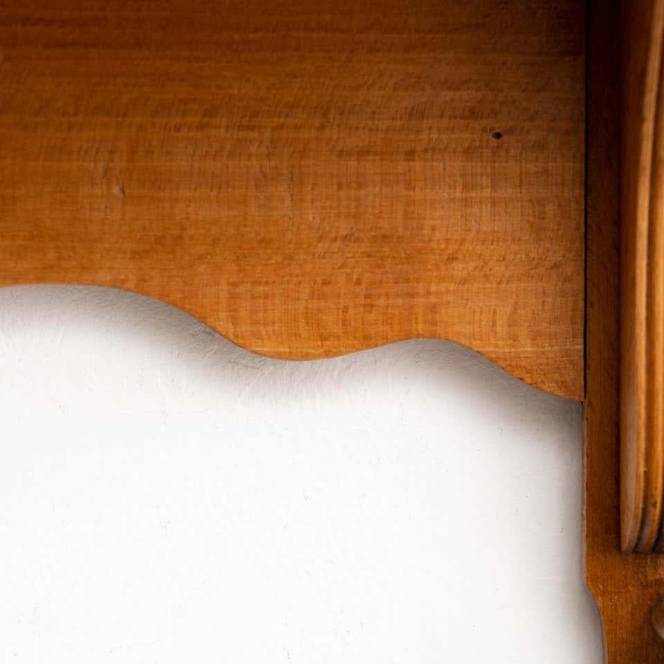 Antiguo armario de pared de madera Estantería de estilo modernista, hacia 1940 en venta 5