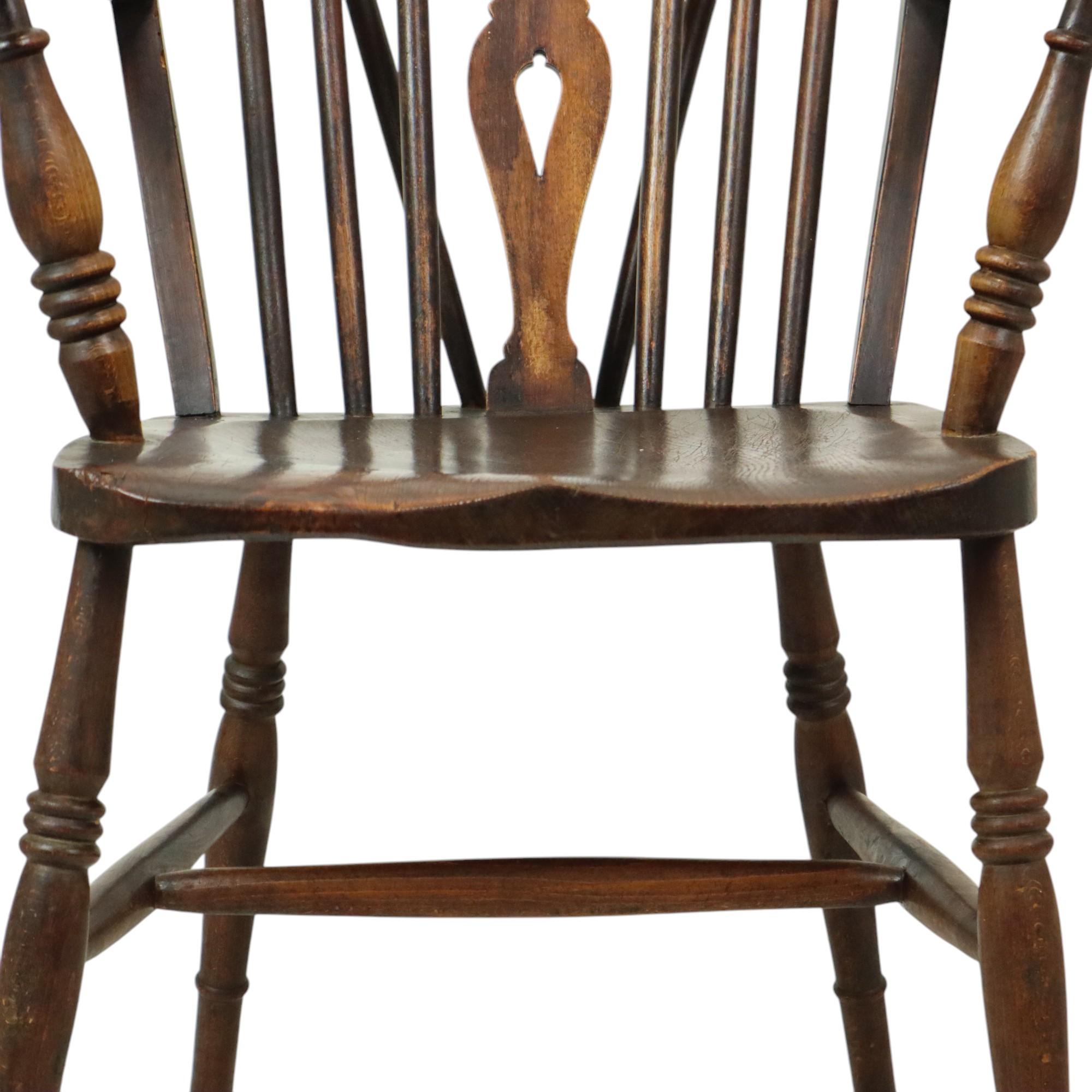 Antique Wooden Windsor Chair Beech Elm Wheel Back Chair 19th Century For Sale 7