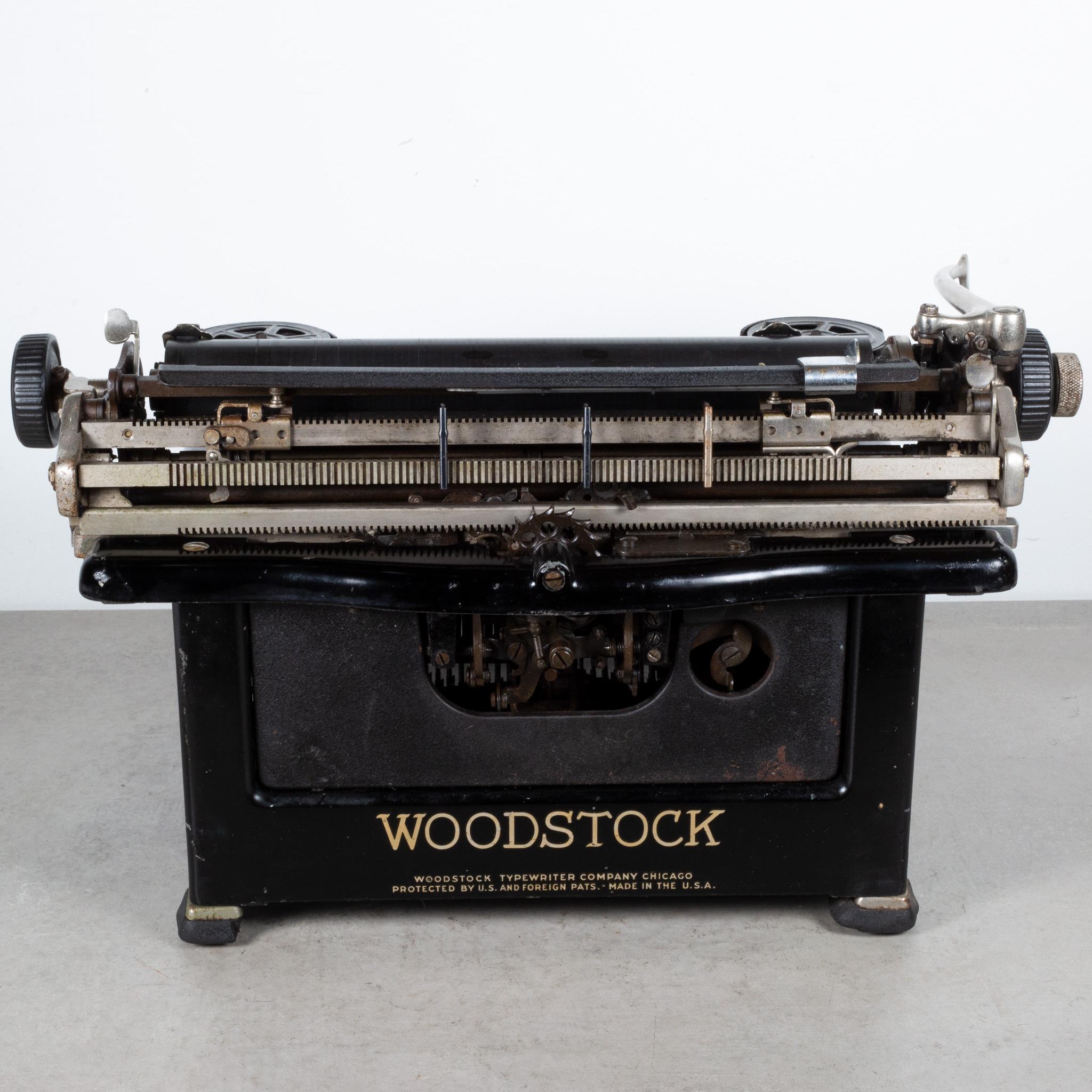 Antique Woodstock Teaching Typewriter, C.1932 In Good Condition In San Francisco, CA