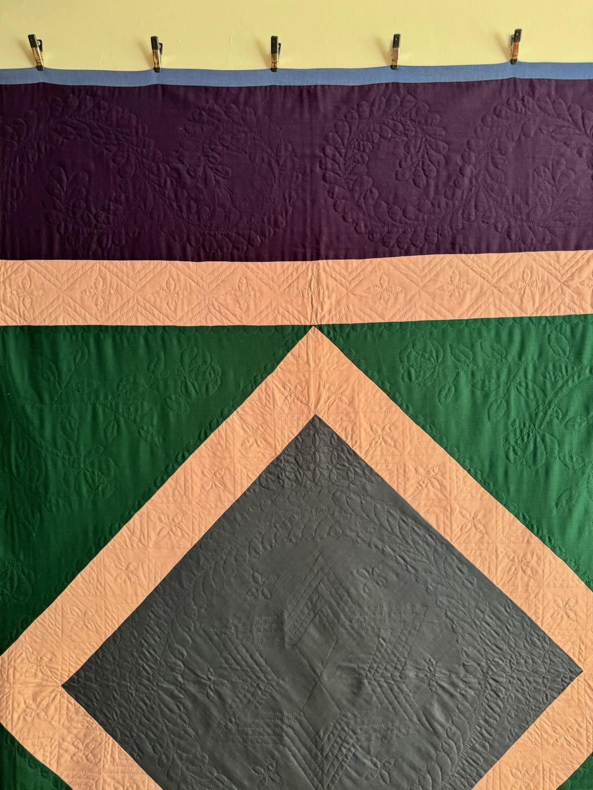 Antike Wolle Amish Diamond in A Square Quilt (amerikanisch) im Angebot