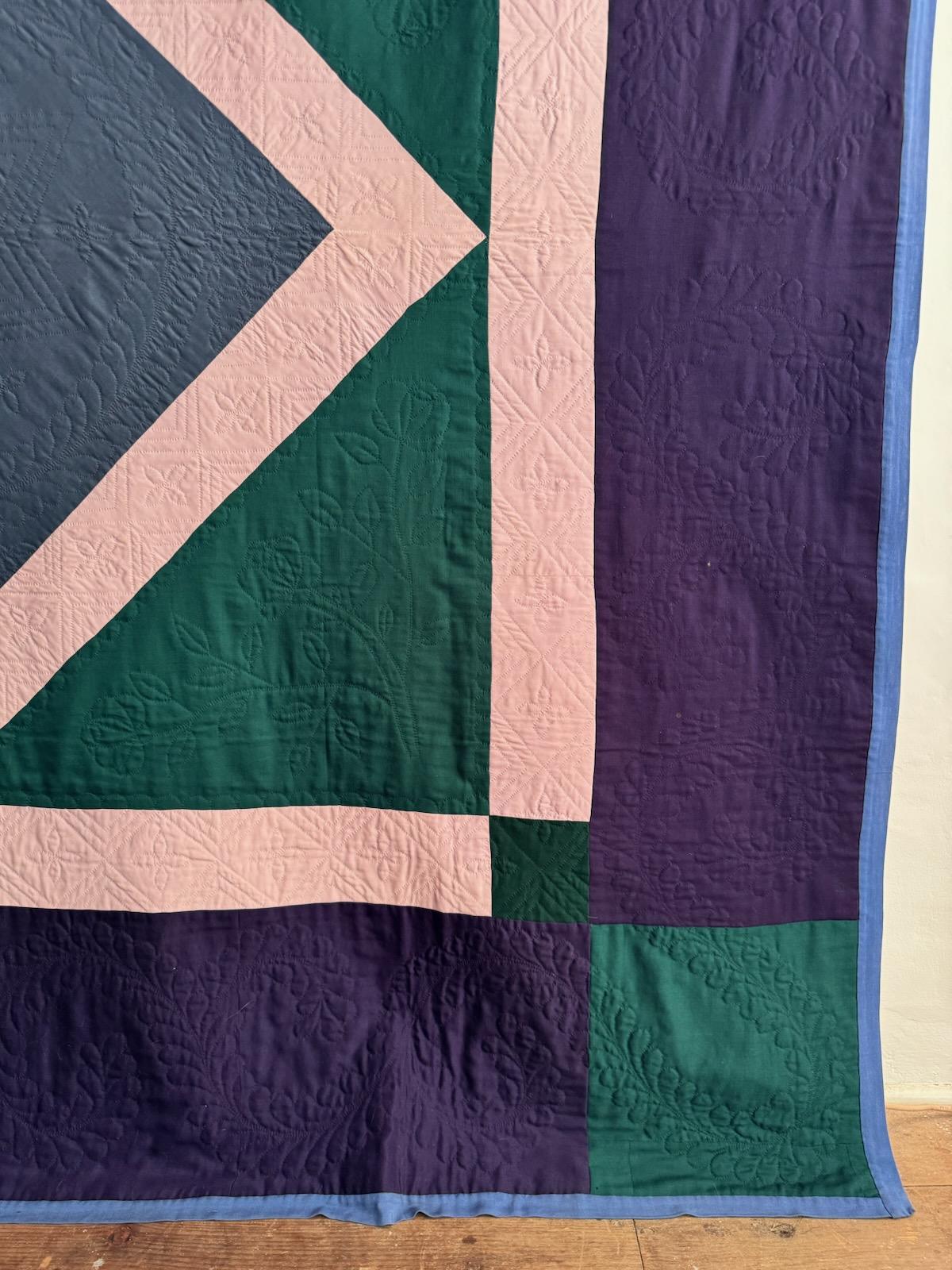 Antike Wolle Amish Diamond in A Square Quilt (Mitte des 20. Jahrhunderts) im Angebot