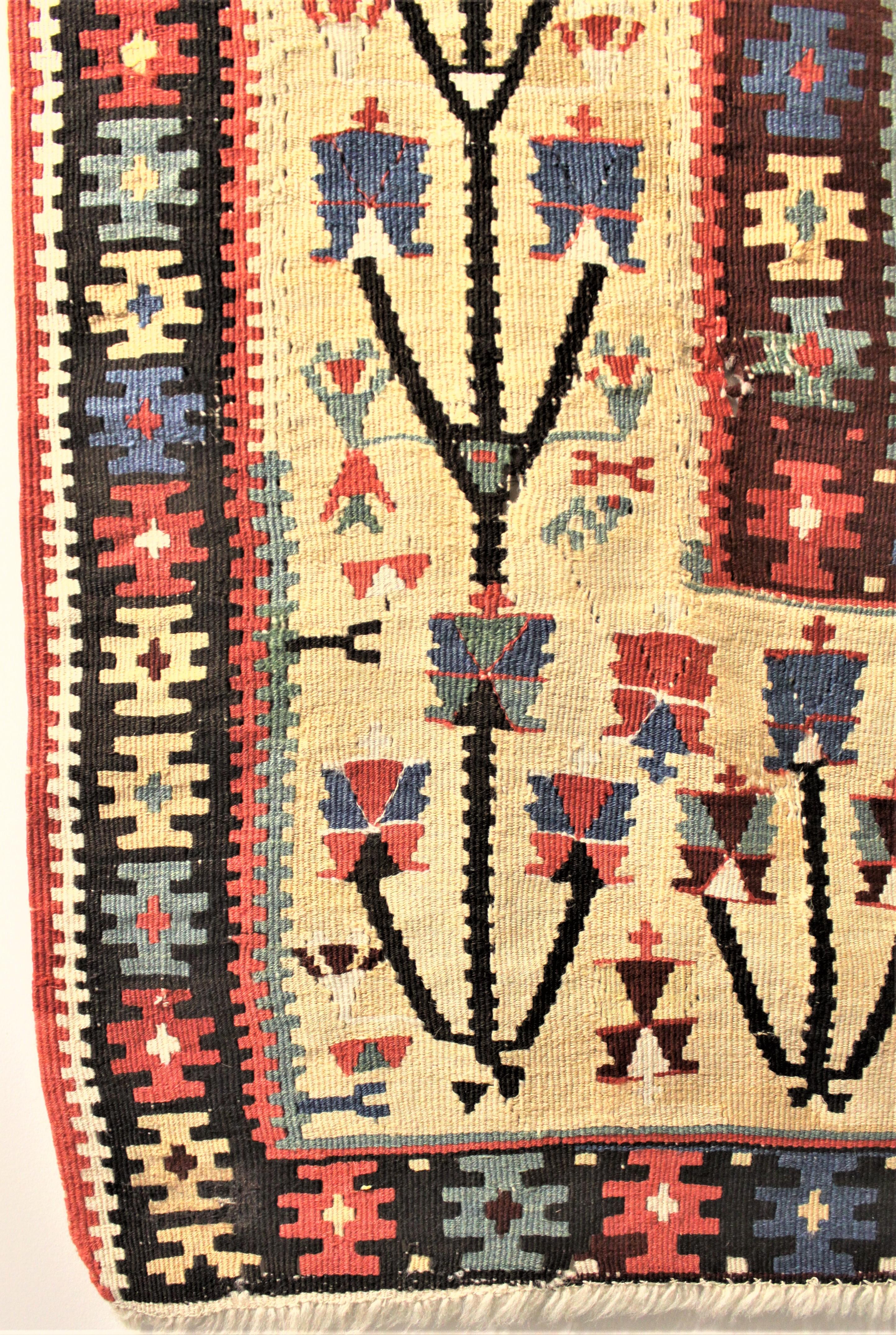Antiker Flach gewebter türkischer Gebetsteppich oder Wandteppich aus Wolle (Türkisch) im Angebot
