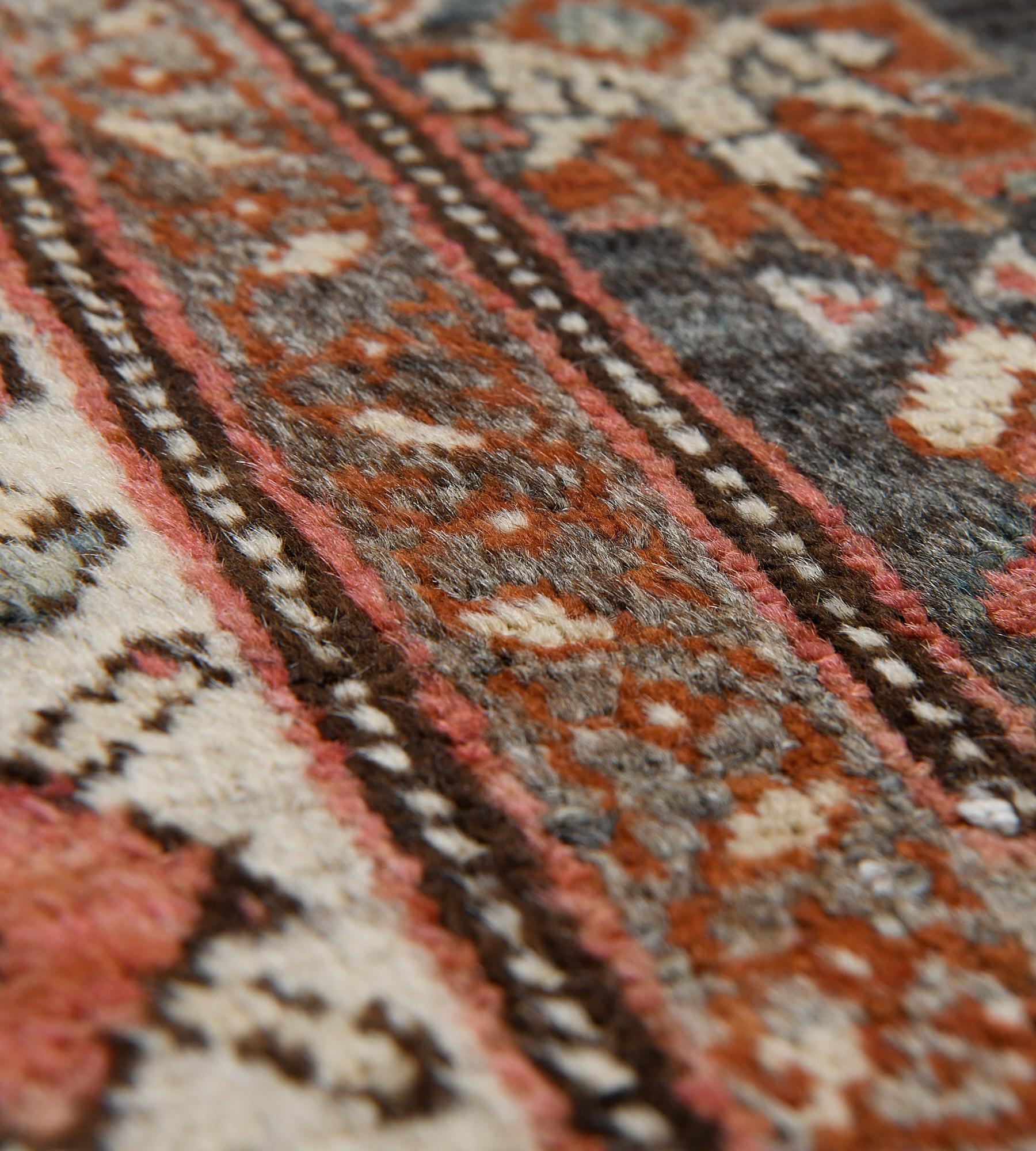 Antique Wool Floral Persian Malayer Rug In Good Condition For Sale In West Hollywood, CA
