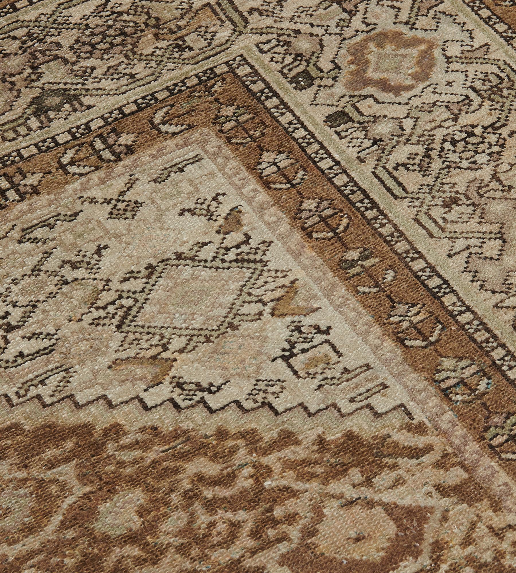Antiker handgewebter persischer Malayer-Teppich aus Wolle (19. Jahrhundert) im Angebot
