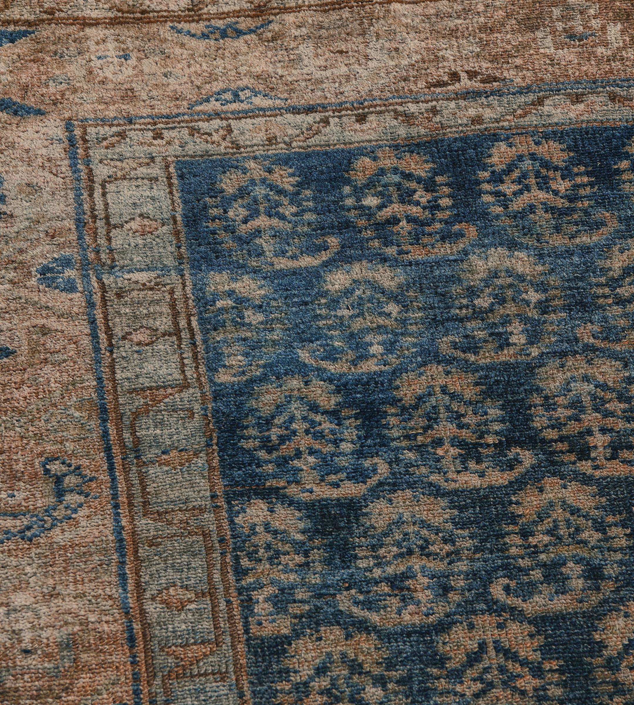 Annodato a mano Runner serab persiano antico in lana indaco-blu Boteh floreale in vendita