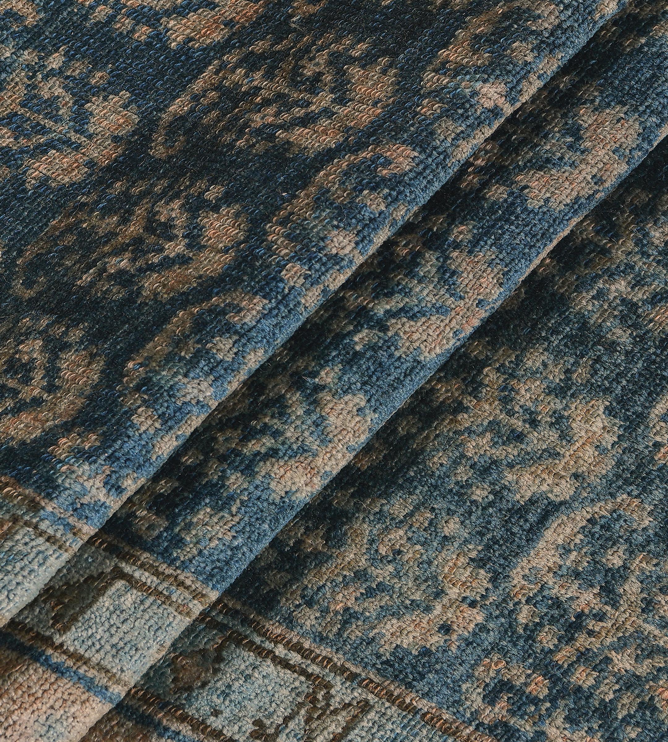 Lana Runner serab persiano antico in lana indaco-blu Boteh floreale in vendita