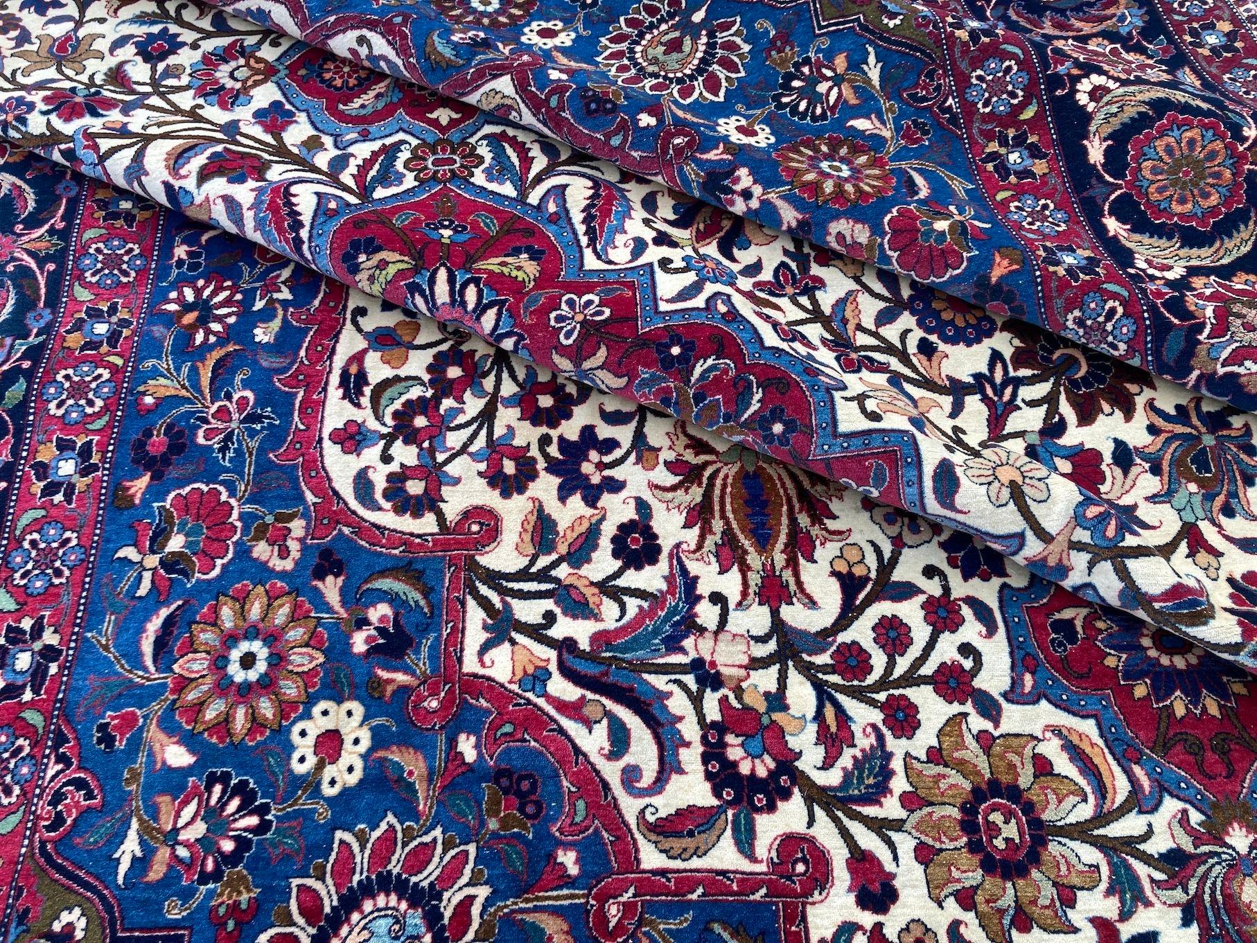 Antique Wool & Silk Isfahan Carpet 3.43m x 2.33m For Sale 12