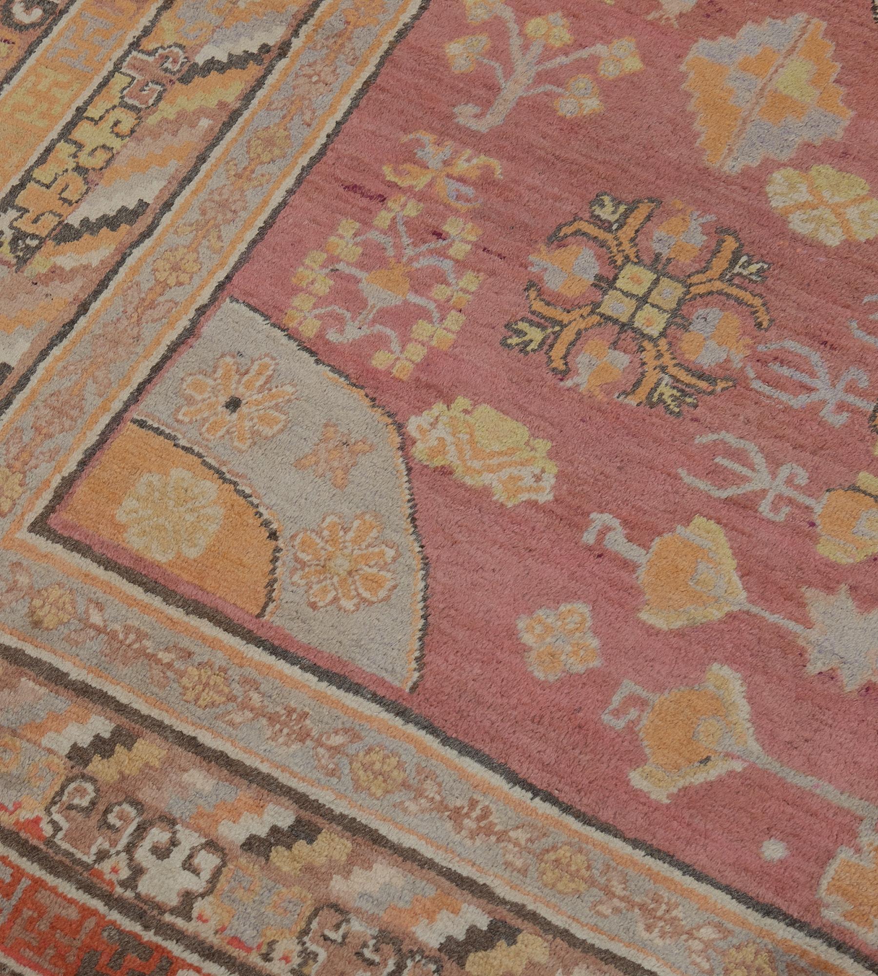 Antique Wool Traditional Khotan Rug from East Turkestan In Good Condition For Sale In West Hollywood, CA