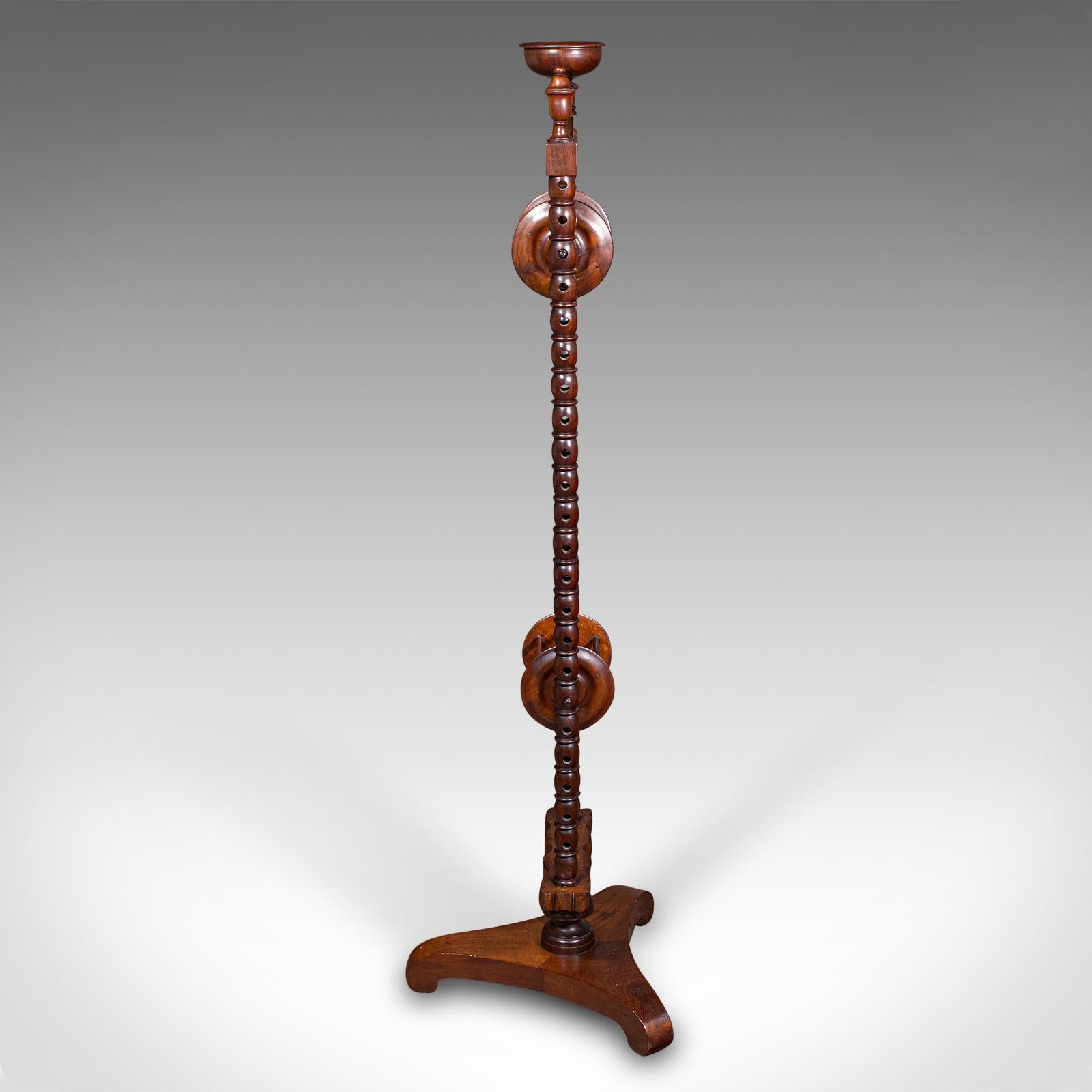 Début de l'époque victorienne Stand antique pour bobine de laine, anglais, noyer, martinet réglable, victorien en vente