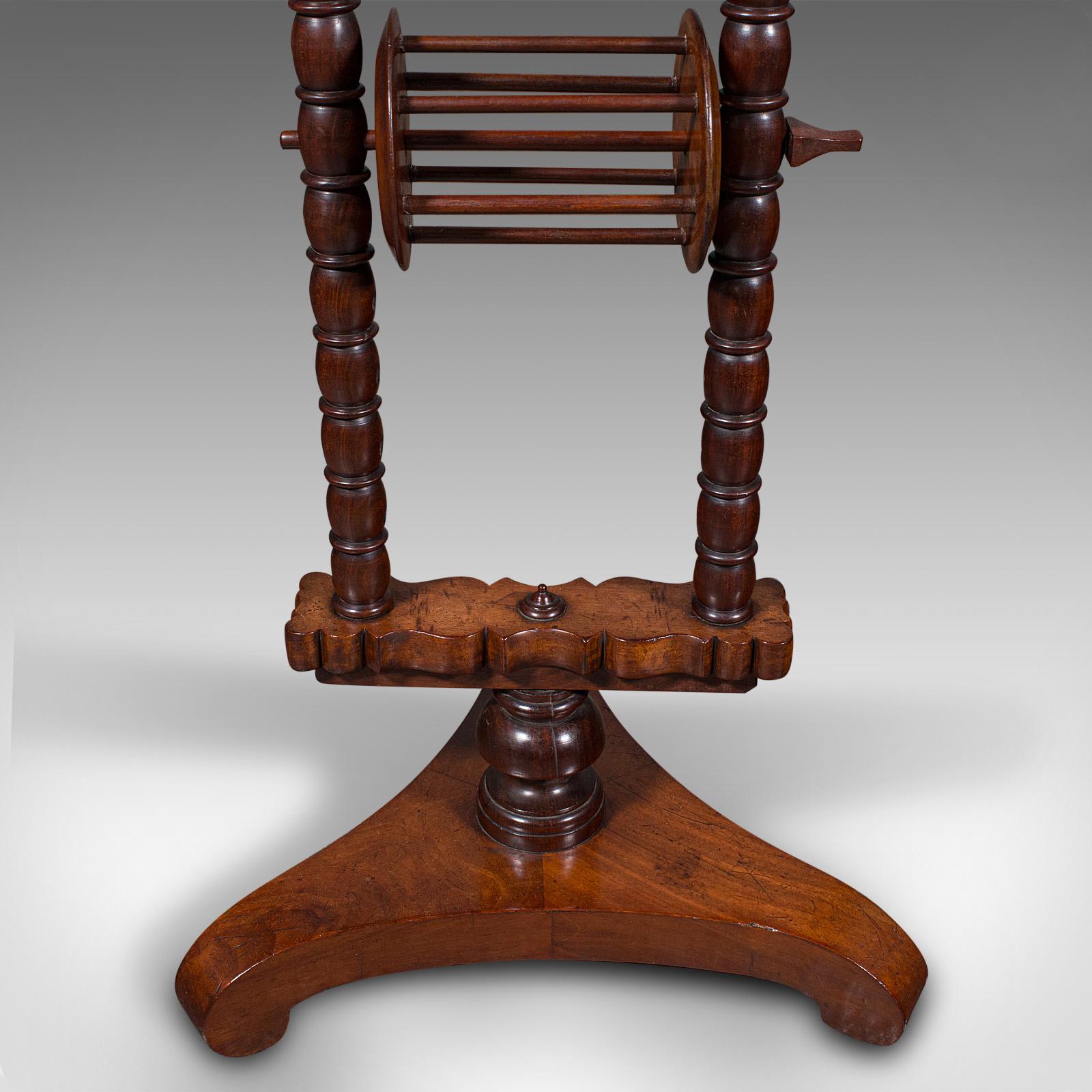 Stand antique pour bobine de laine, anglais, noyer, martinet réglable, victorien en vente 2