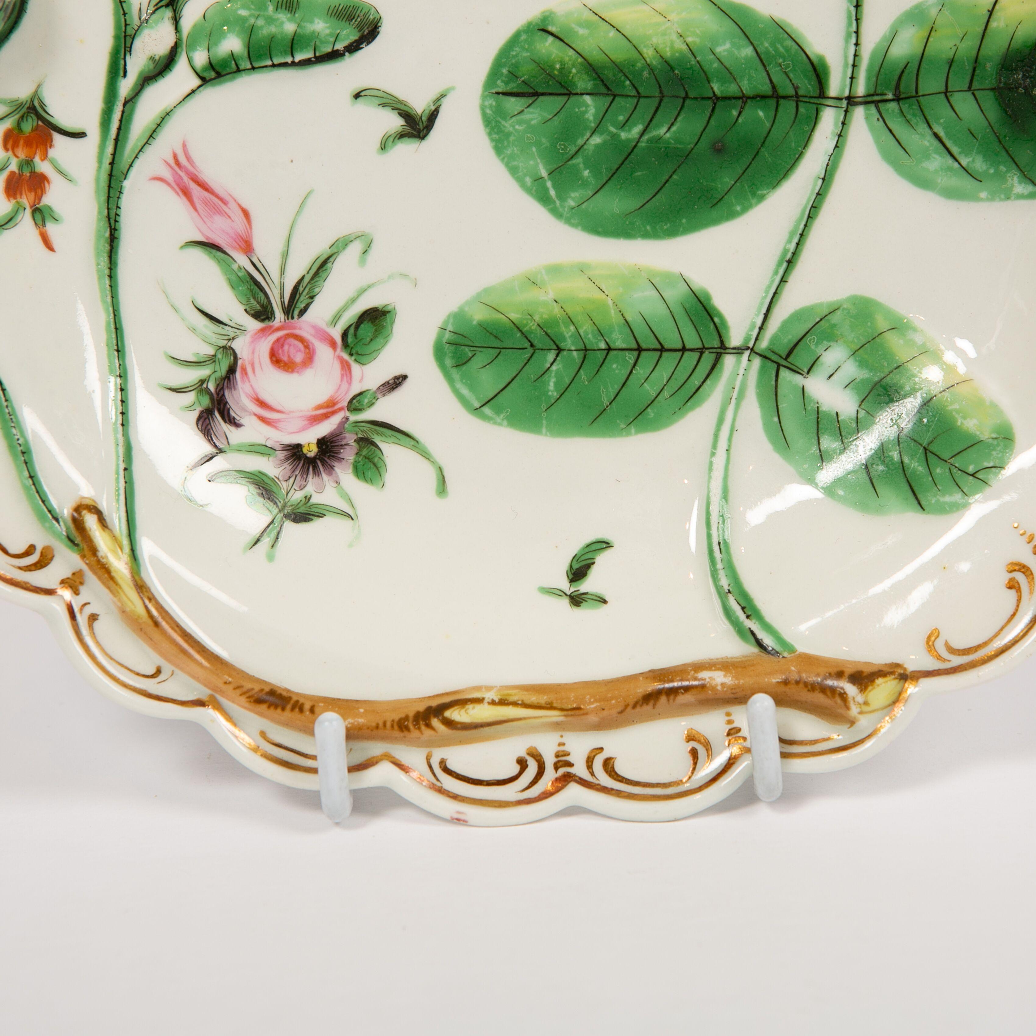 English Antique Worcester Porcelain Blind Earl Pattern Dish Made, circa 1785