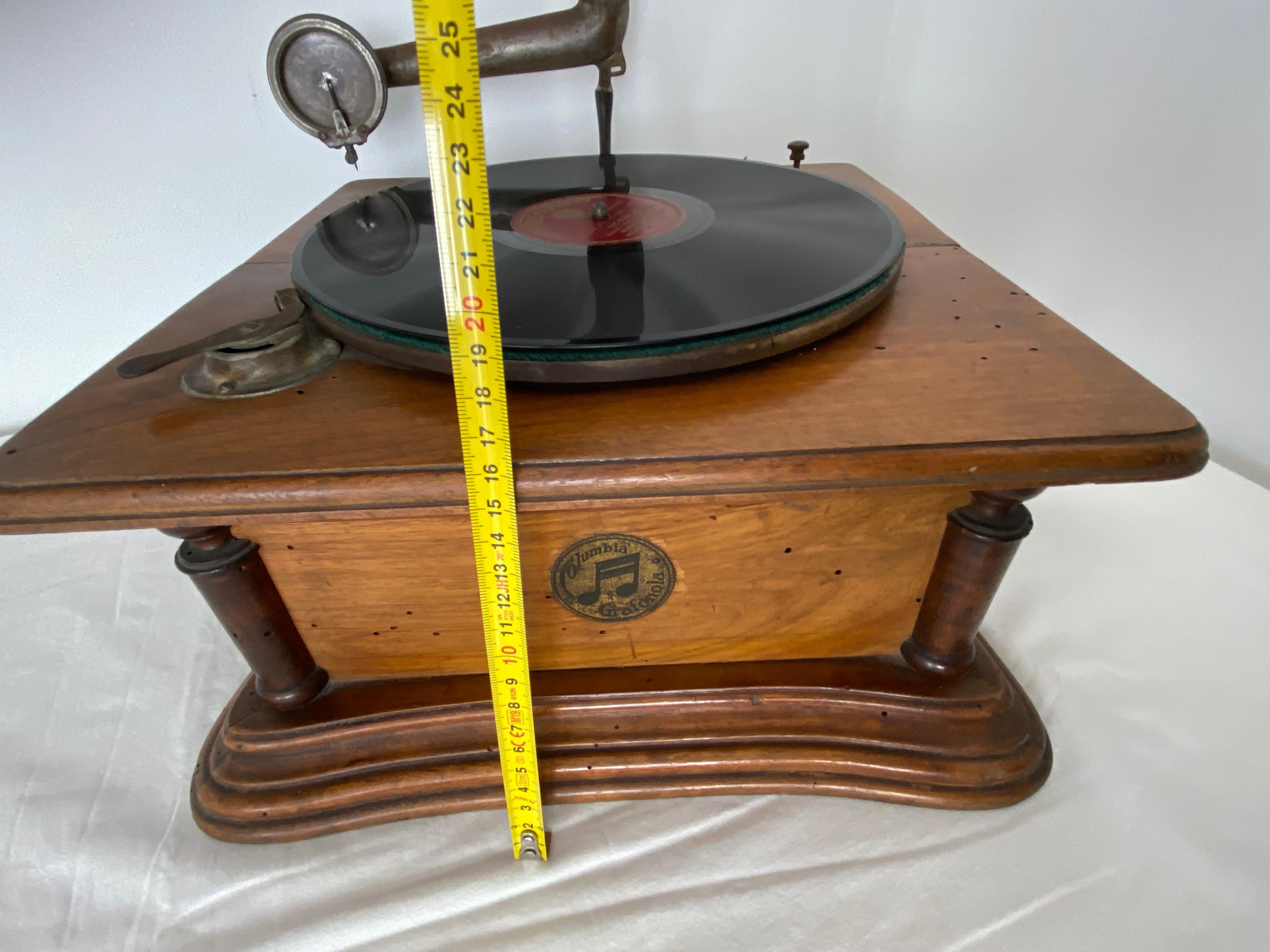 Antique Working Gramophone, 1920, Columbia Grafonola 2