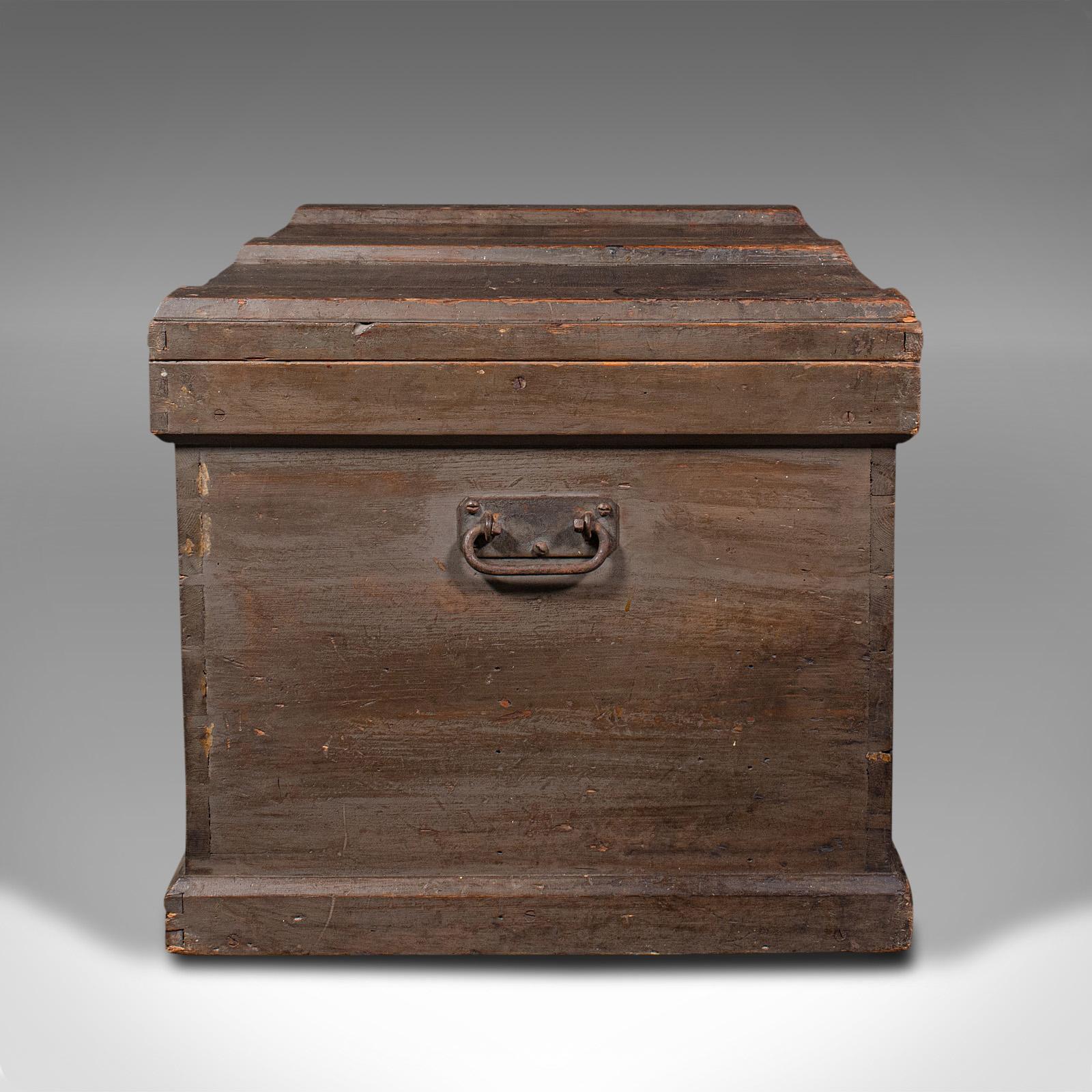 British Antique Workman's Chest, English, Pine Tool Chest, Coffee Table, Victorian, 1880 For Sale