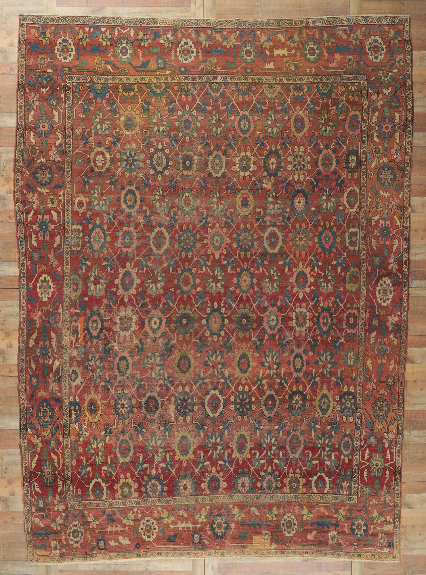 Antique-Worn Persian Bakshaish Rug, Laid-Back Luxury Meets Nostalgic Charm For Sale 4
