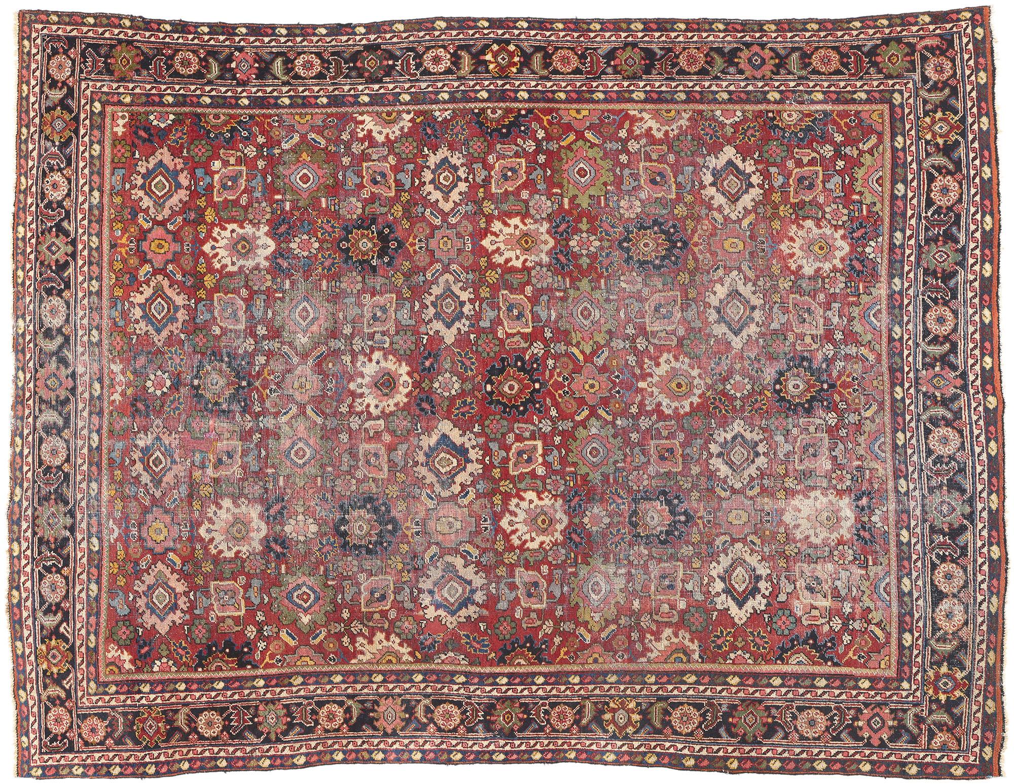 Antique-Worn Persian Mahal Rug, Casual Elegance Meets Rustic Sensibility For Sale 3